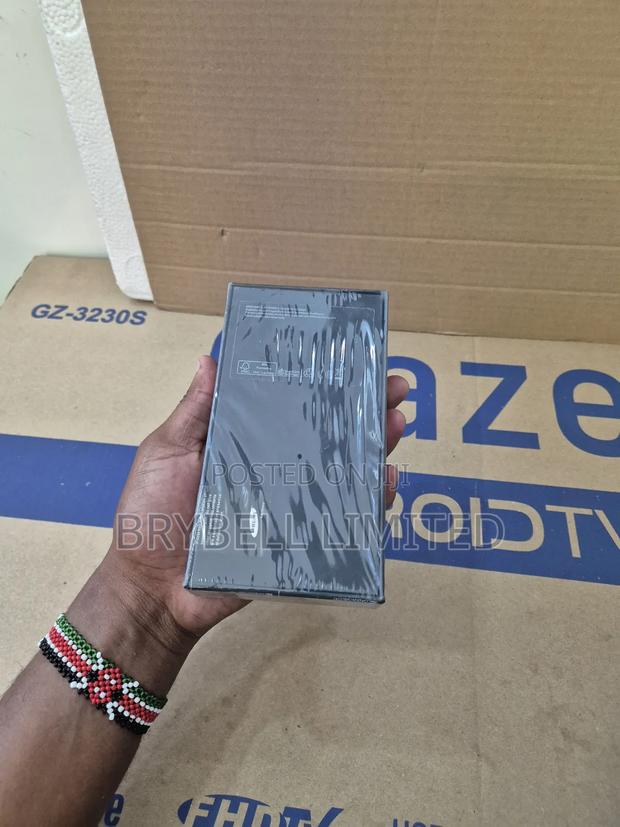 New Samsung Galaxy S22 5G 128 GB White - thumbnail 6