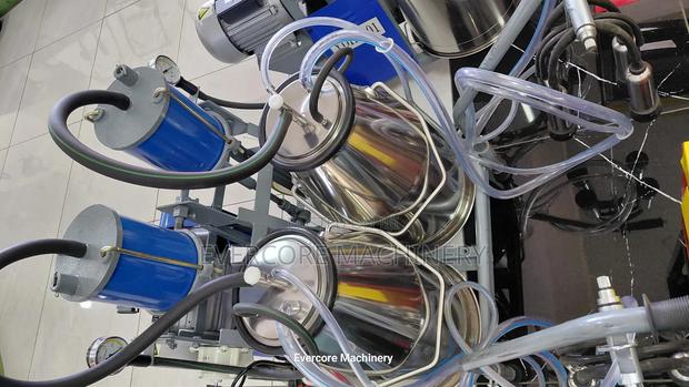 Double Bucket Milano Milking Machine Single Phase With 25l Buckets. - thumbnail 2