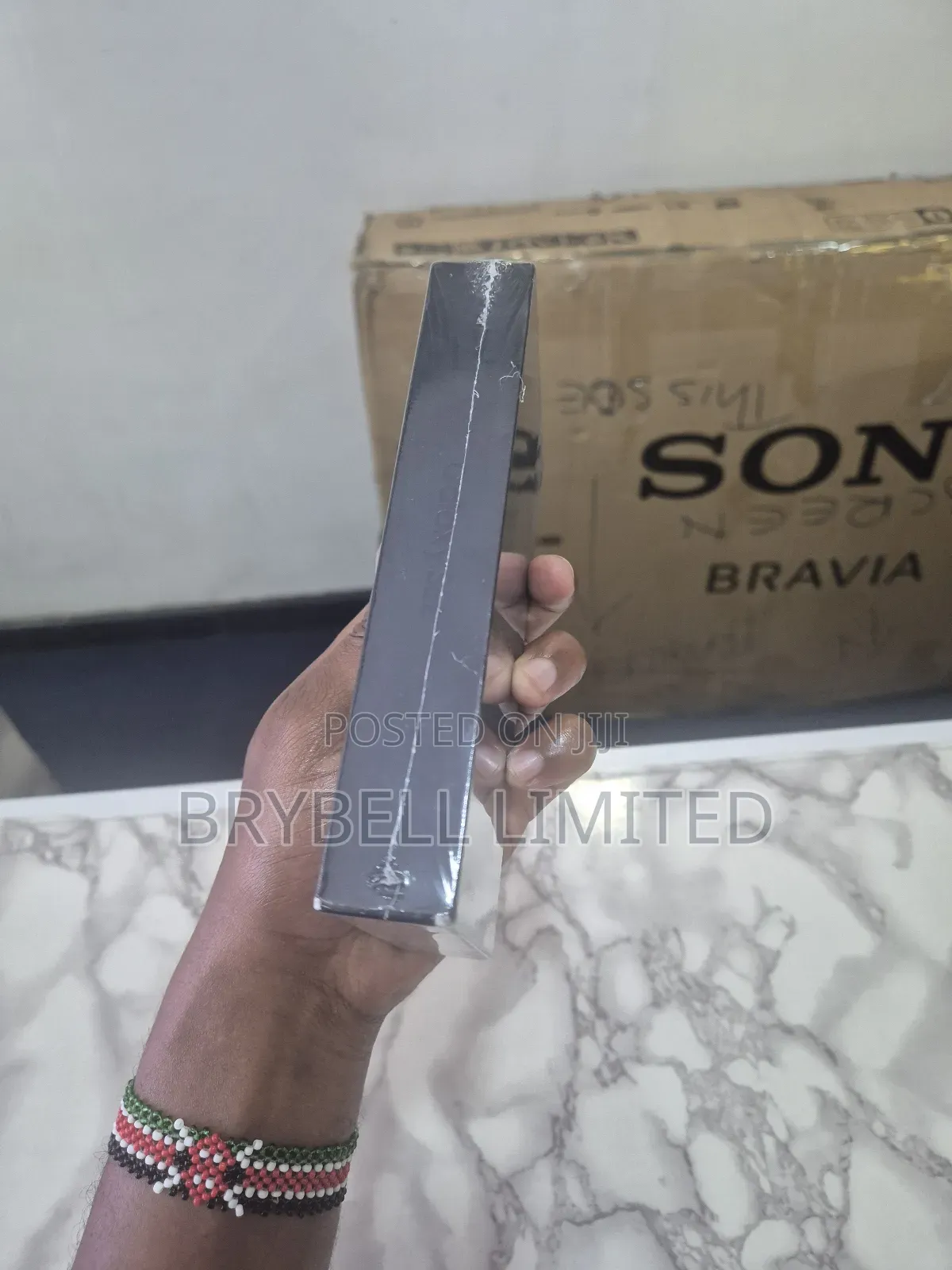 New Samsung Galaxy S22 5G 128 GB White