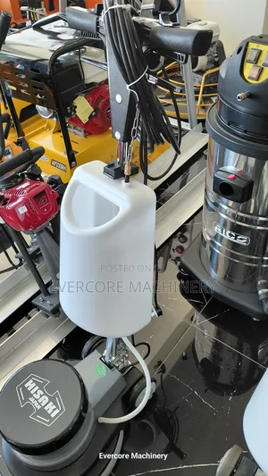 Hisaki Japan Electric Floor/Carpet Scrubbing Machine With Brushes.