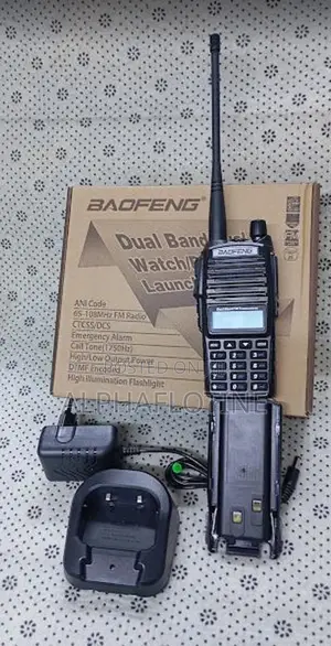 Handheld Dual-Band Baofeng Uv-82