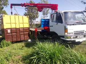 Crane Services Available for Hoisting and Logistics