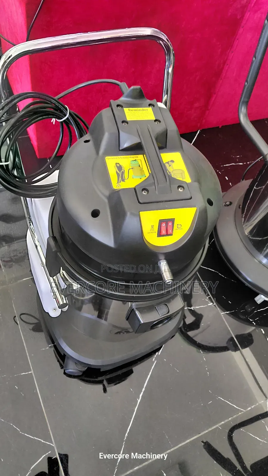 Aico Japan 20litres Wet Abd Dry Vacuum Cleaner for Coach,Carpets Etc