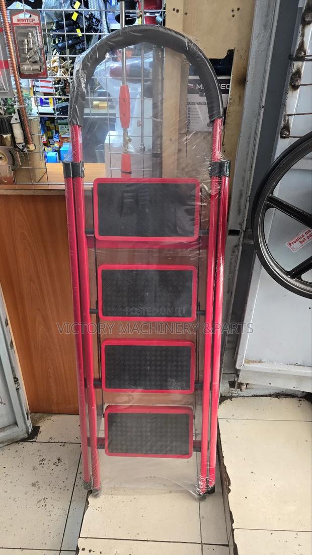 4 Steps Ladder Steel Type - main view