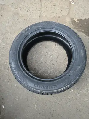 235 /55 R18 Khumo Tyres (Xl) Highway.