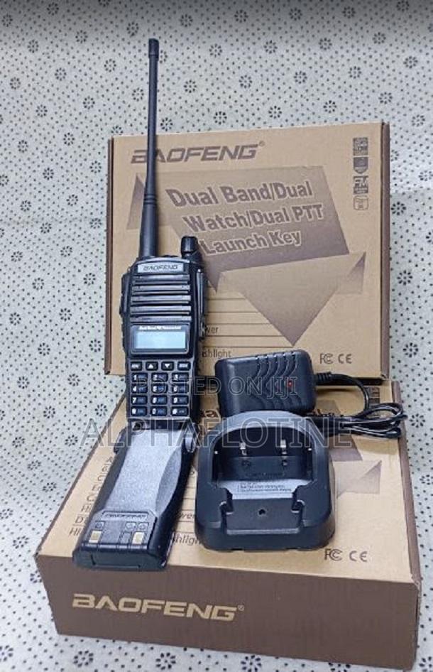 Baofeng Uv-82 5watt Uhf/VHF Radio
