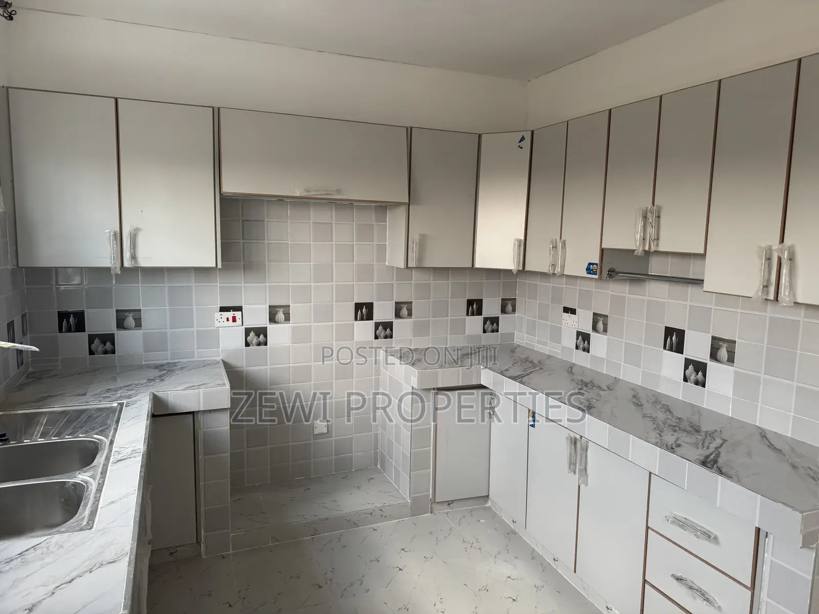 4bdrm Bungalow in Matasia for sale