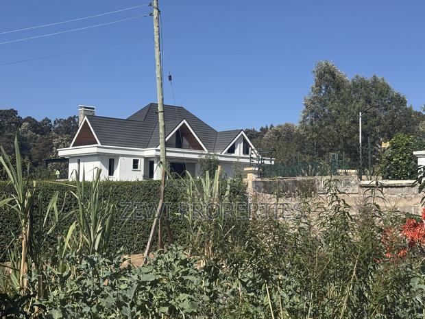 Quarter Kerarapon - thumbnail 3