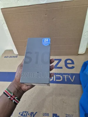 New Samsung Galaxy S10 Plus 128 GB Green