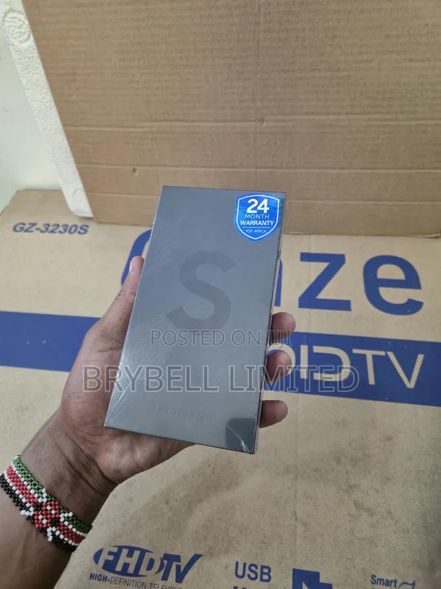 New Samsung Galaxy S22+ 5G 256 GB Black