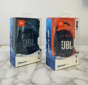 JBL Clip 4
