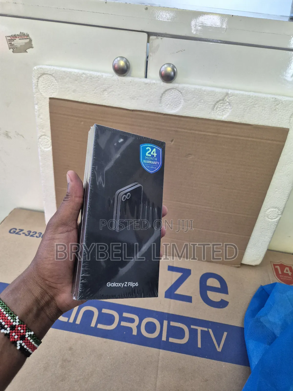 New Samsung Galaxy Z Flip6 256 GB Black