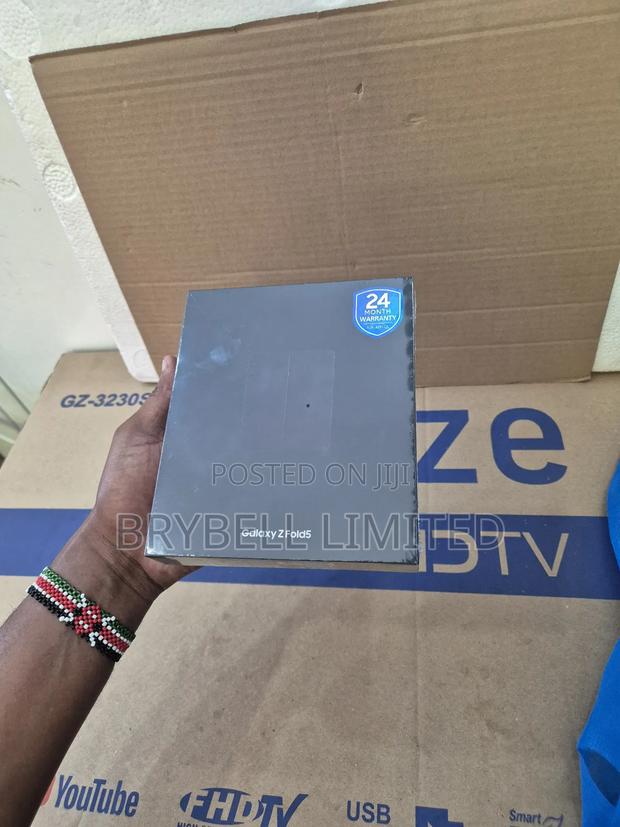 New Samsung Galaxy Z Fold 5 512 GB Blue - main view