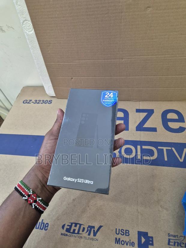 New Samsung Galaxy S23 Ultra 256 GB White - thumbnail 3