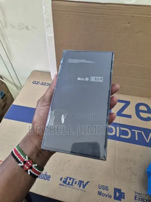 New Samsung Galaxy S23 Ultra 256 GB White