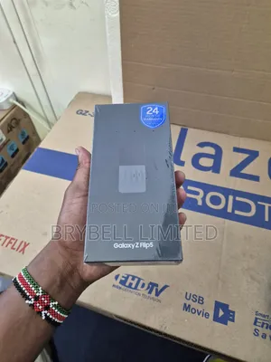 New Samsung Galaxy Z Flip 5 256 GB Black