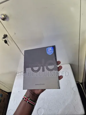 New Samsung Galaxy Z Fold4 512 GB Black