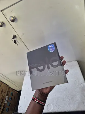 New Samsung Galaxy Z Fold4 512 GB Black