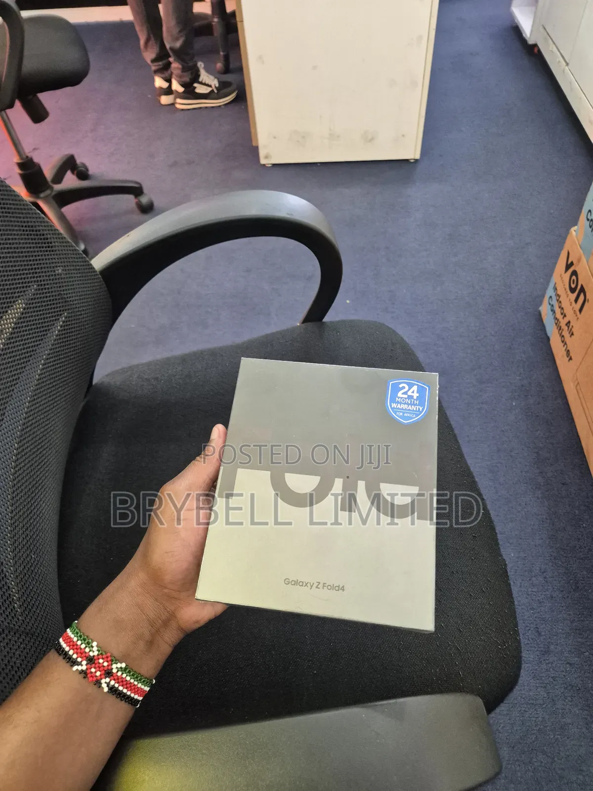 New Samsung Galaxy Z Fold4 256 GB Blue