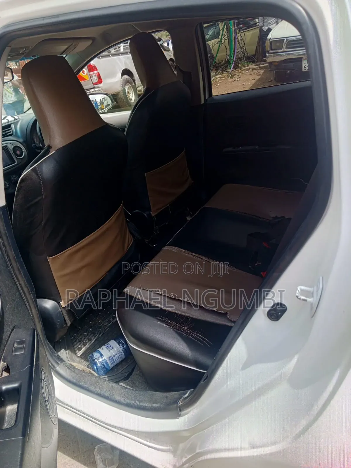 Toyota Vitz 2012 White