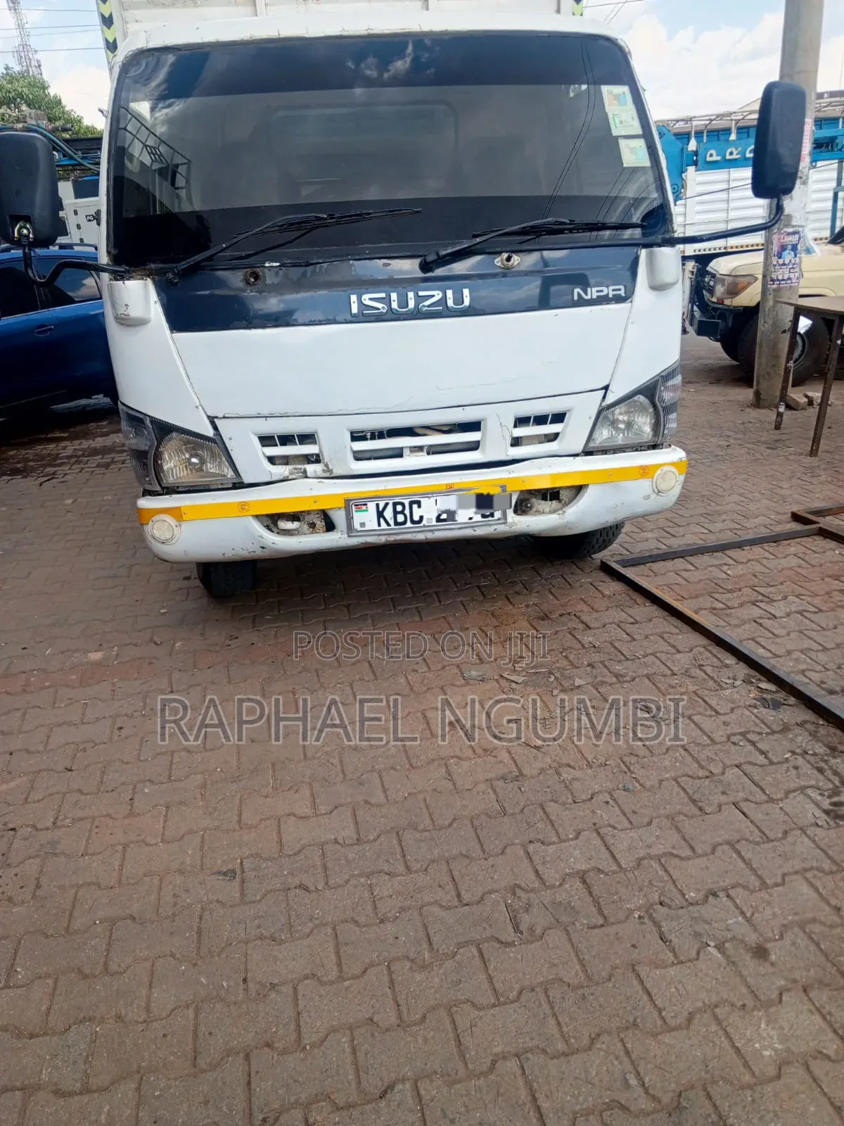 Isuzu 4.3 Cover Body
