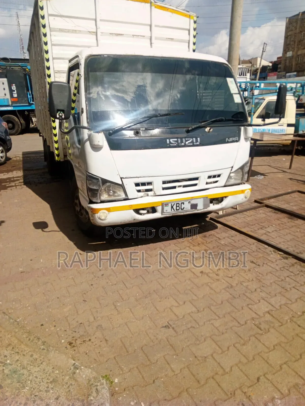 Isuzu 4.3 Cover Body