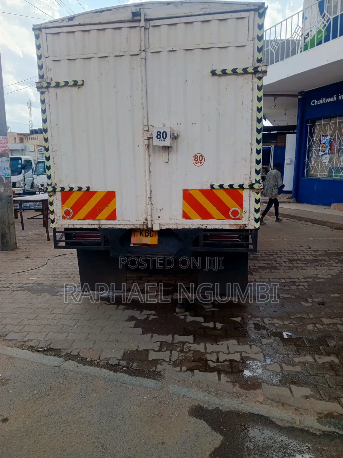 Isuzu 4.3 Cover Body