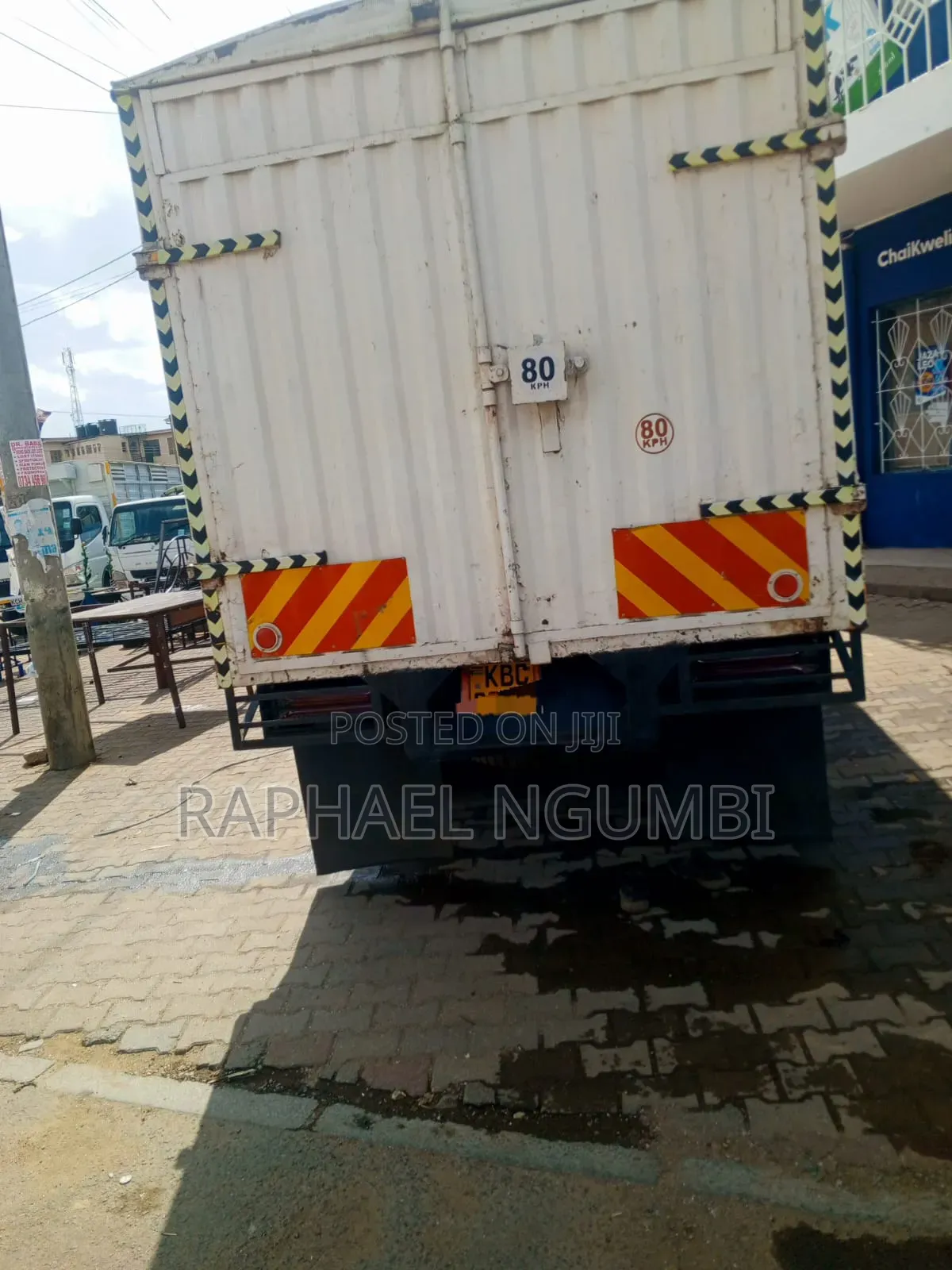 Isuzu 4.3 Cover Body
