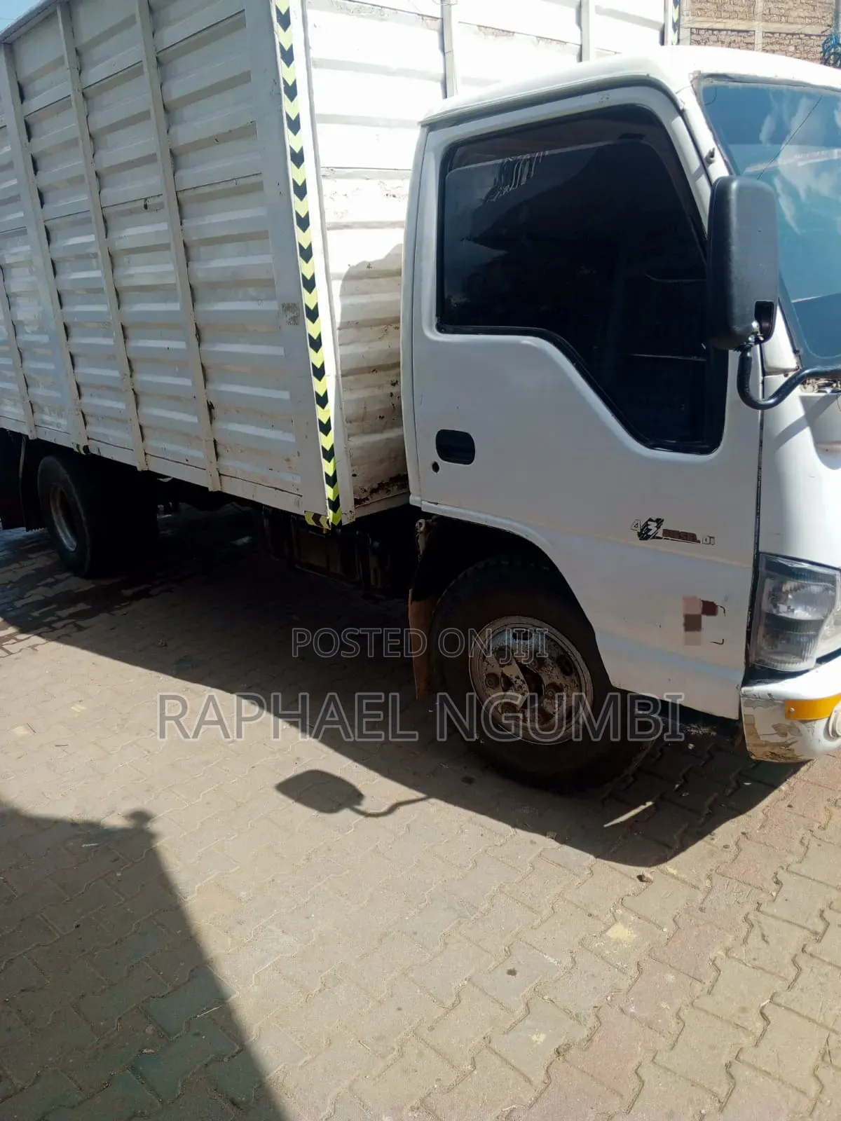 Isuzu 4.3 Cover Body