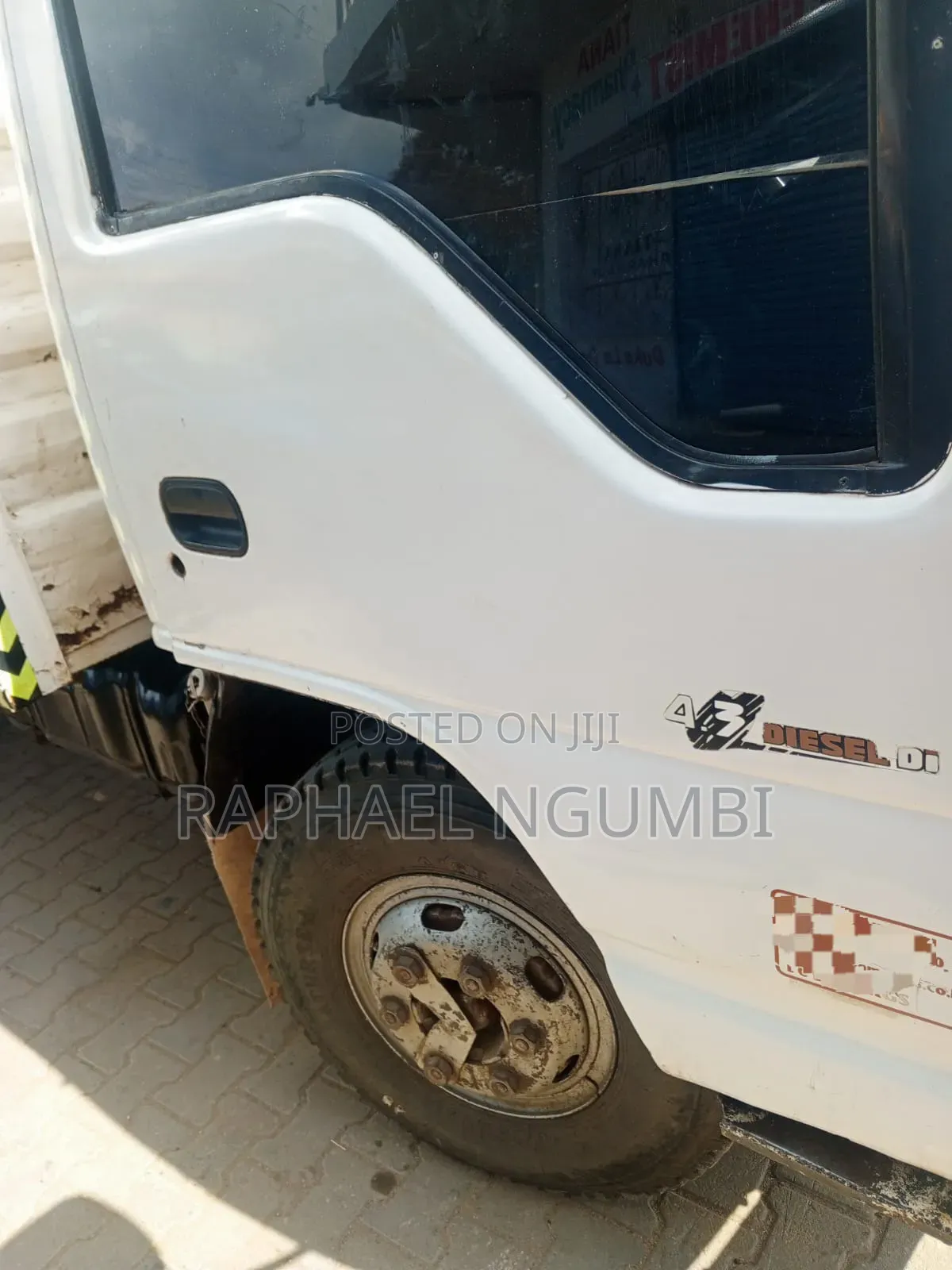Isuzu 4.3 Cover Body