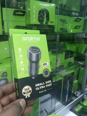 Car Phone Charger Small Size Ultra Fast Charger With Cable
