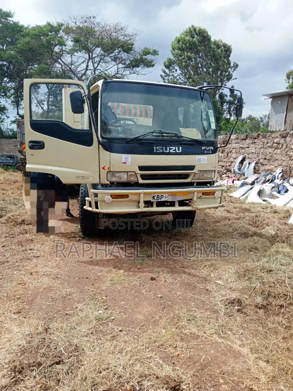KBP Isuzu FVR at Machakos Town