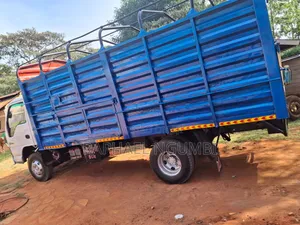 Isuzu NPR Kax in Good Condition.