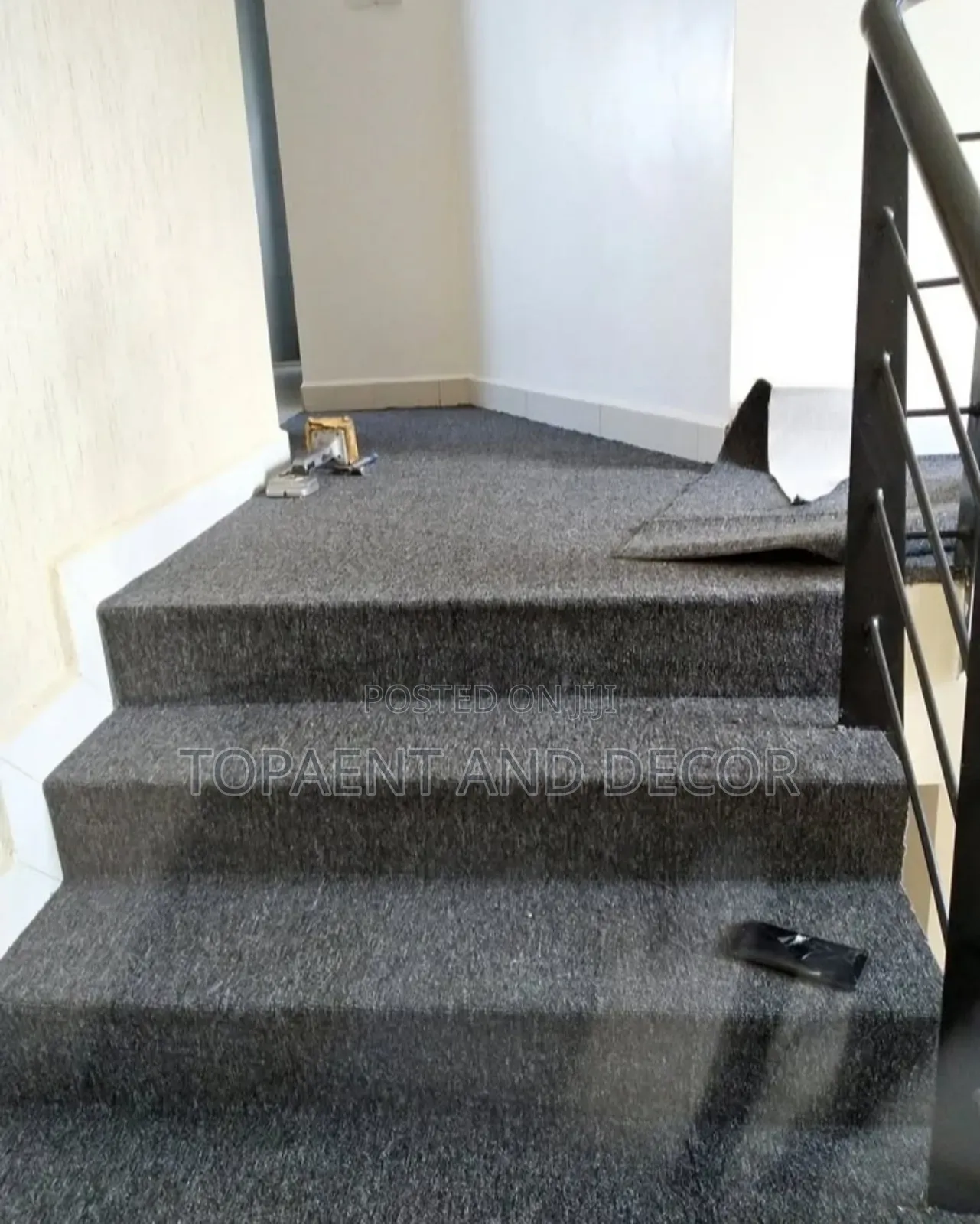 Imported Floor Wall to Wall Carpet Perfect Finishing