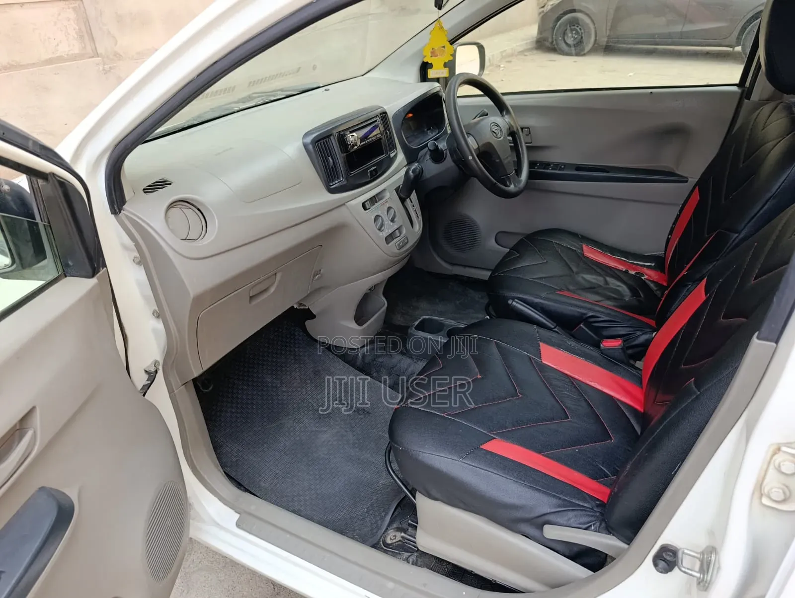 Daihatsu Mira 2013 White