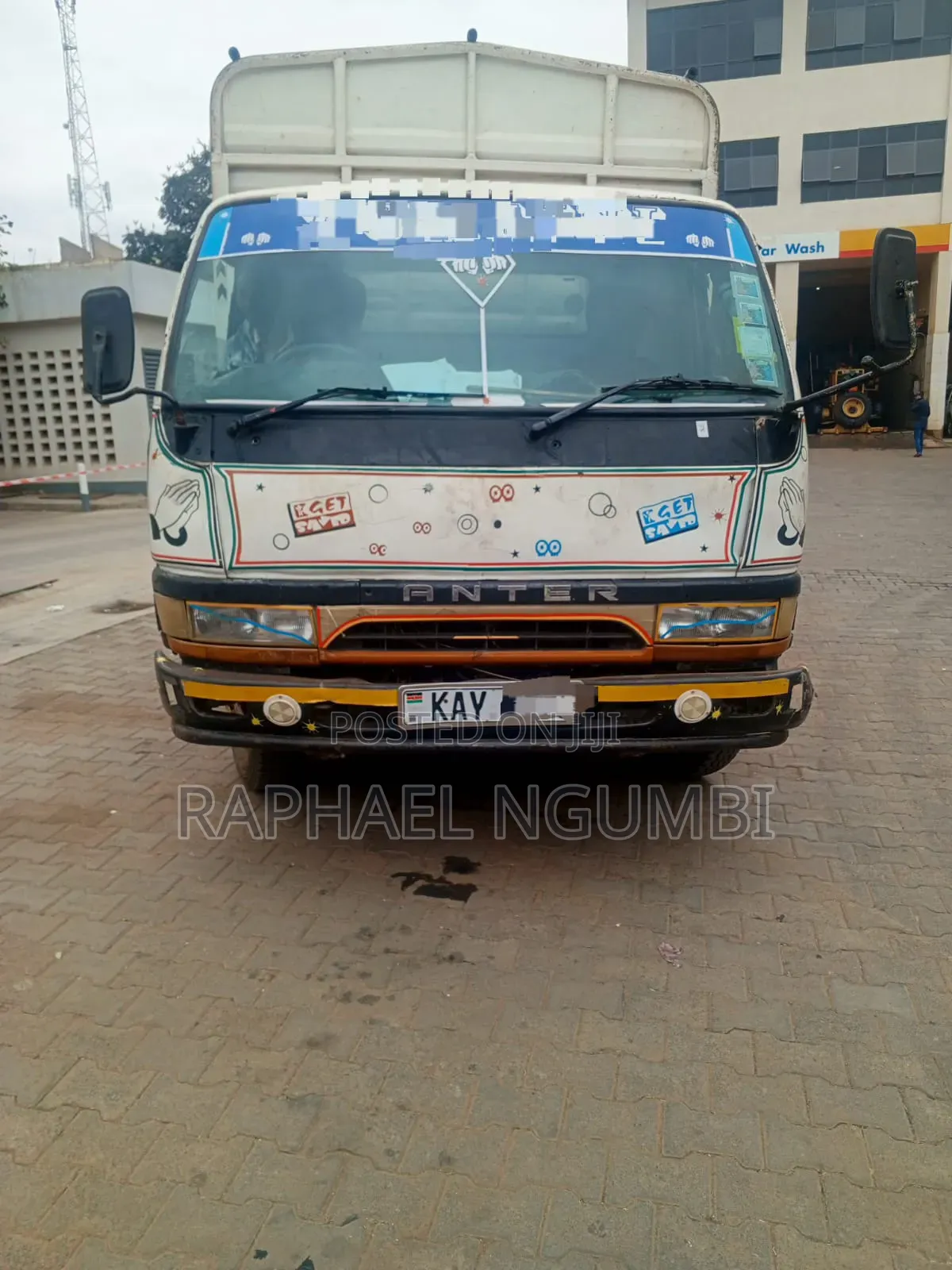 Mitsubishi Canter Kay