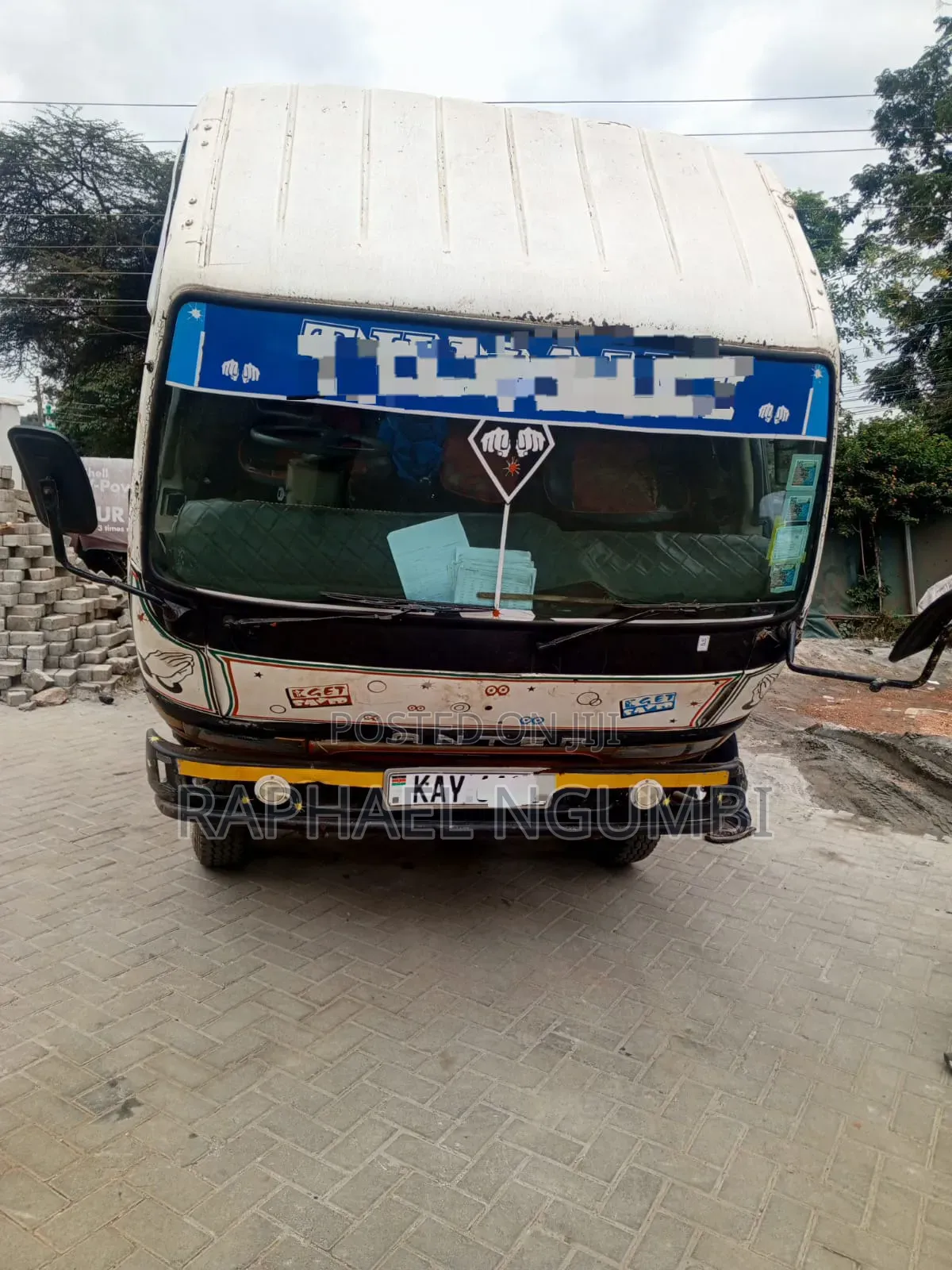 Mitsubishi Canter Kay