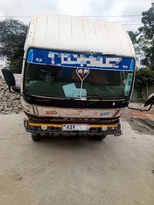 Mitsubishi Canter Kay