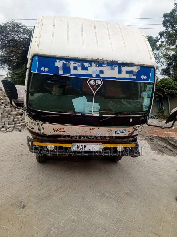 Mitsubishi Canter Kay - thumbnail 3
