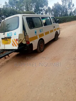 Nissan Caravan (Urvan) 2004 White