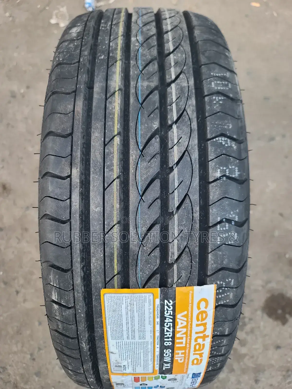 225/45r18 Centara Tires