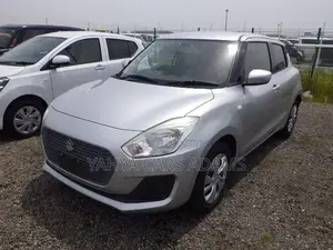 Suzuki Swift 2018 Silver