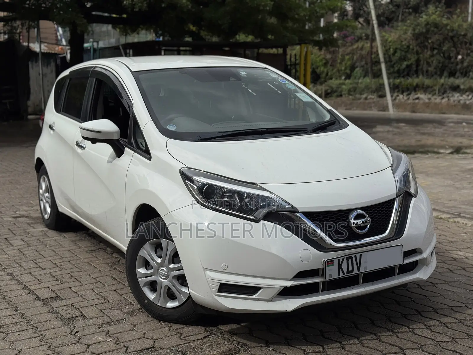 Nissan Note 2018 White