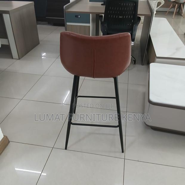 Brown Comfortable Kitchen Stool - thumbnail 3