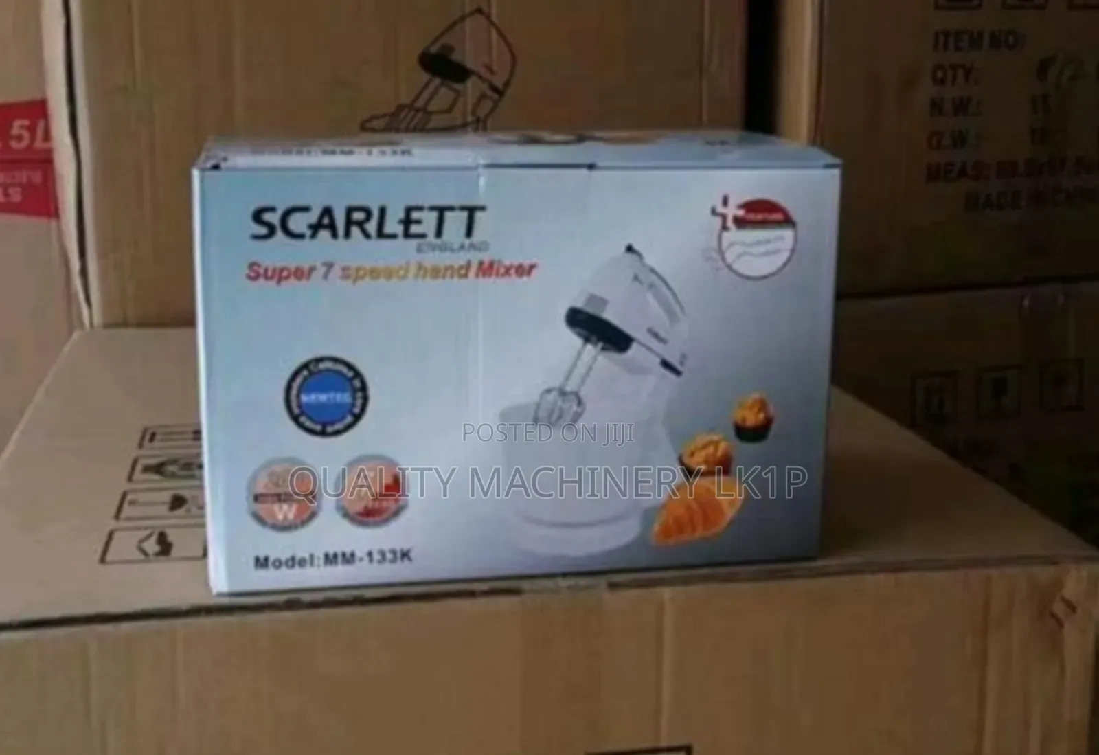 Super Scarlett Hand Mixer With Bowl