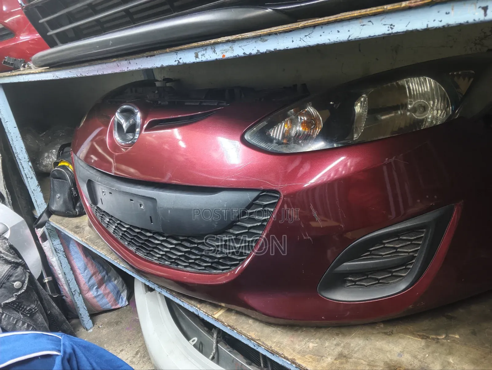 Mazda Demio 2010 Nosecut