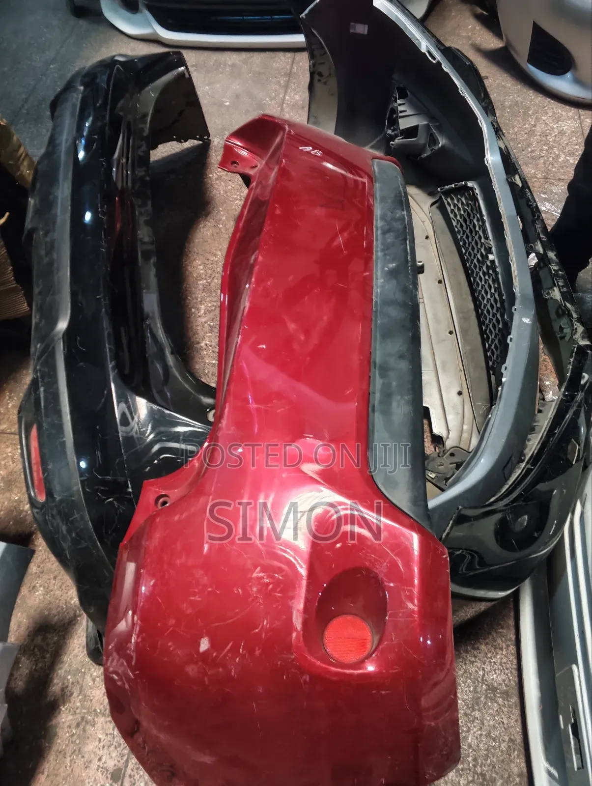 Auris 2010 Back Bumper