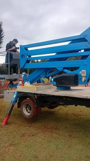 Truck Mounted Boom Lift for Hire | Apexhaul