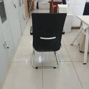 Modern Visitor Office Chair