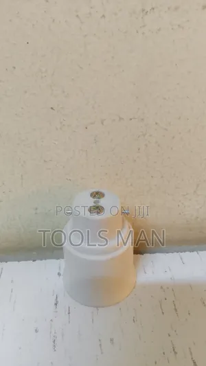 B22 to E27 Bulb Holder Adapter.